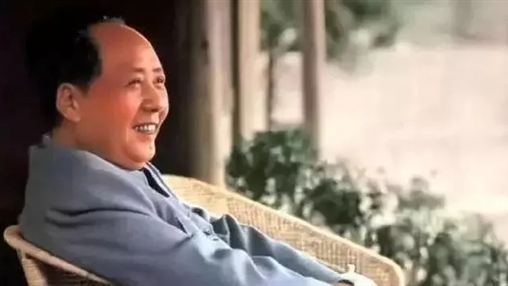 紀(jì)念毛澤東同志誕辰126周年！致敬一代偉人！